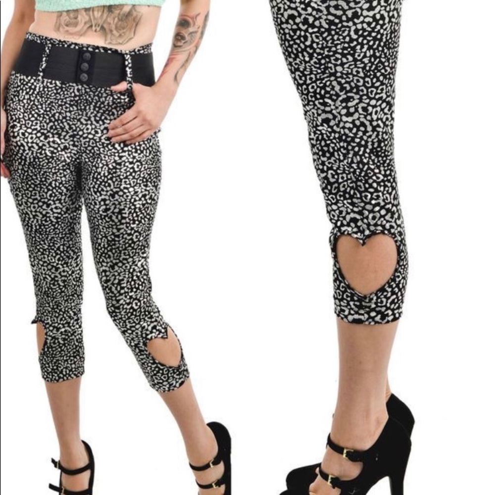 NWT Too Fast metallic animal print capris